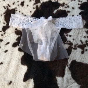 Bride lingerie